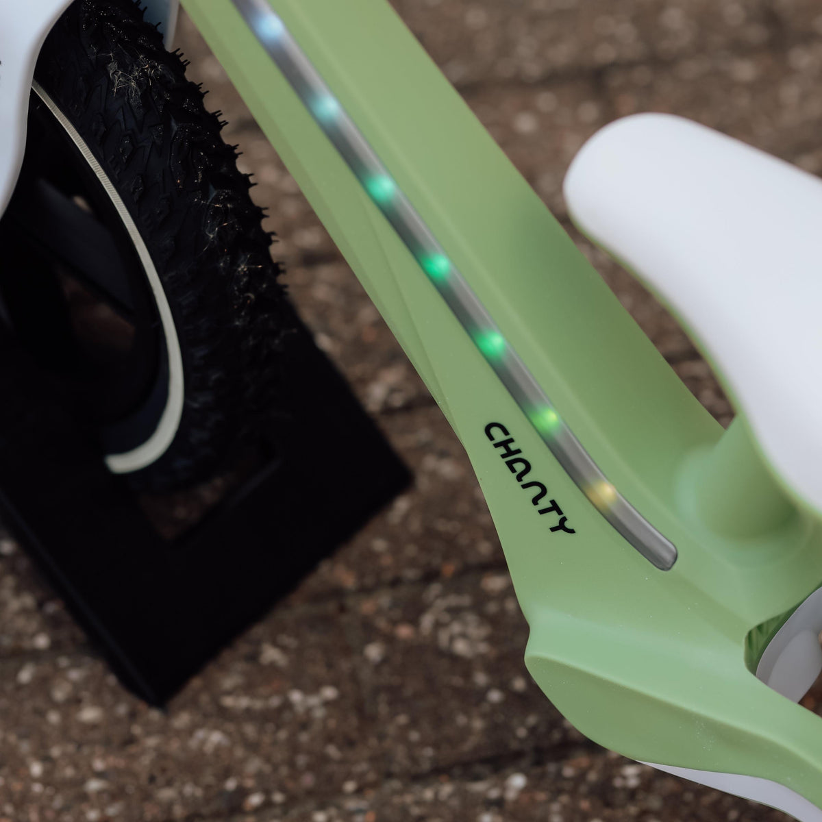 Chanty Go Grøn Bicicleta de Equilibrio | Con Luz Integrada