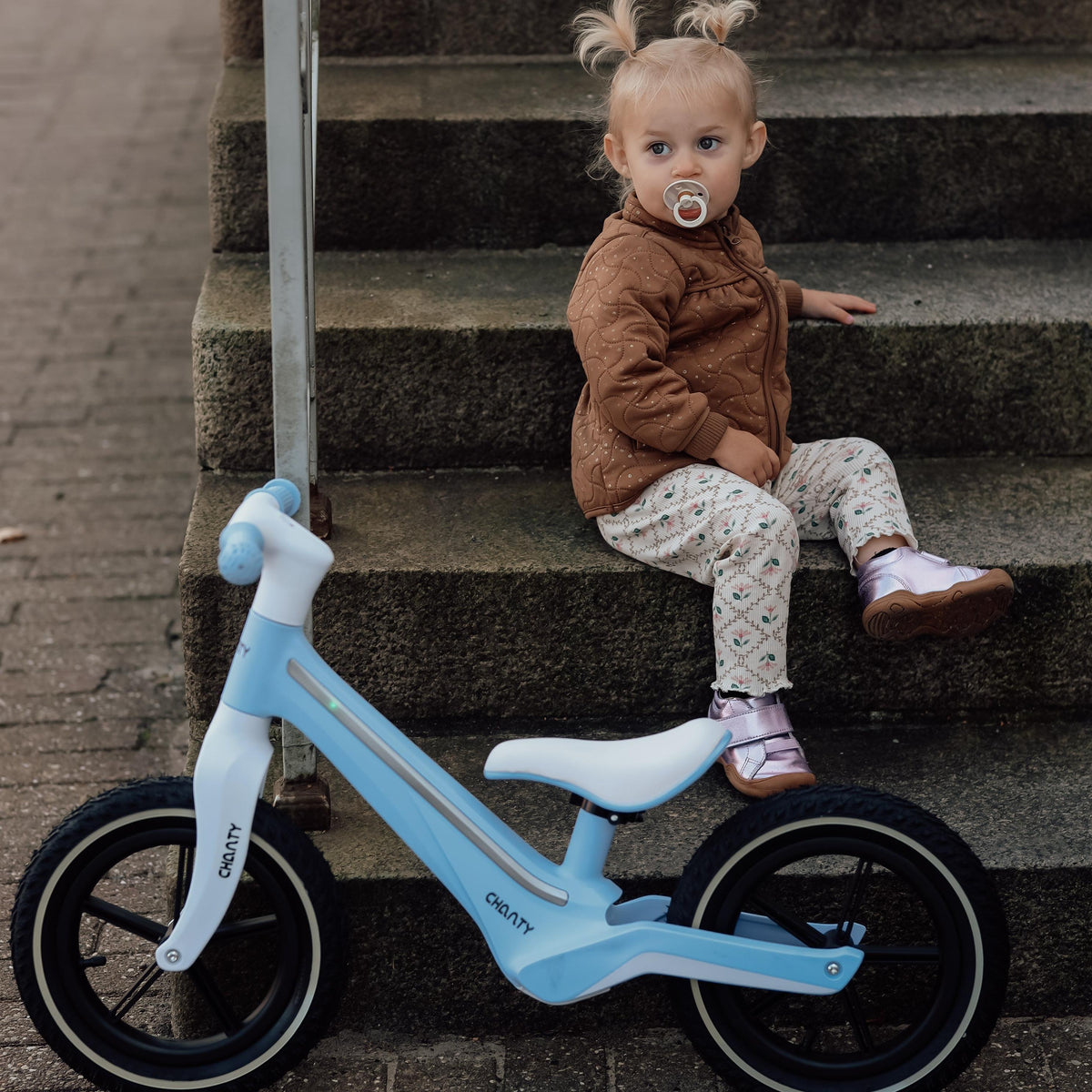 Chanty Go Bicicleta de Carrera Azul | Con Luz Integrada