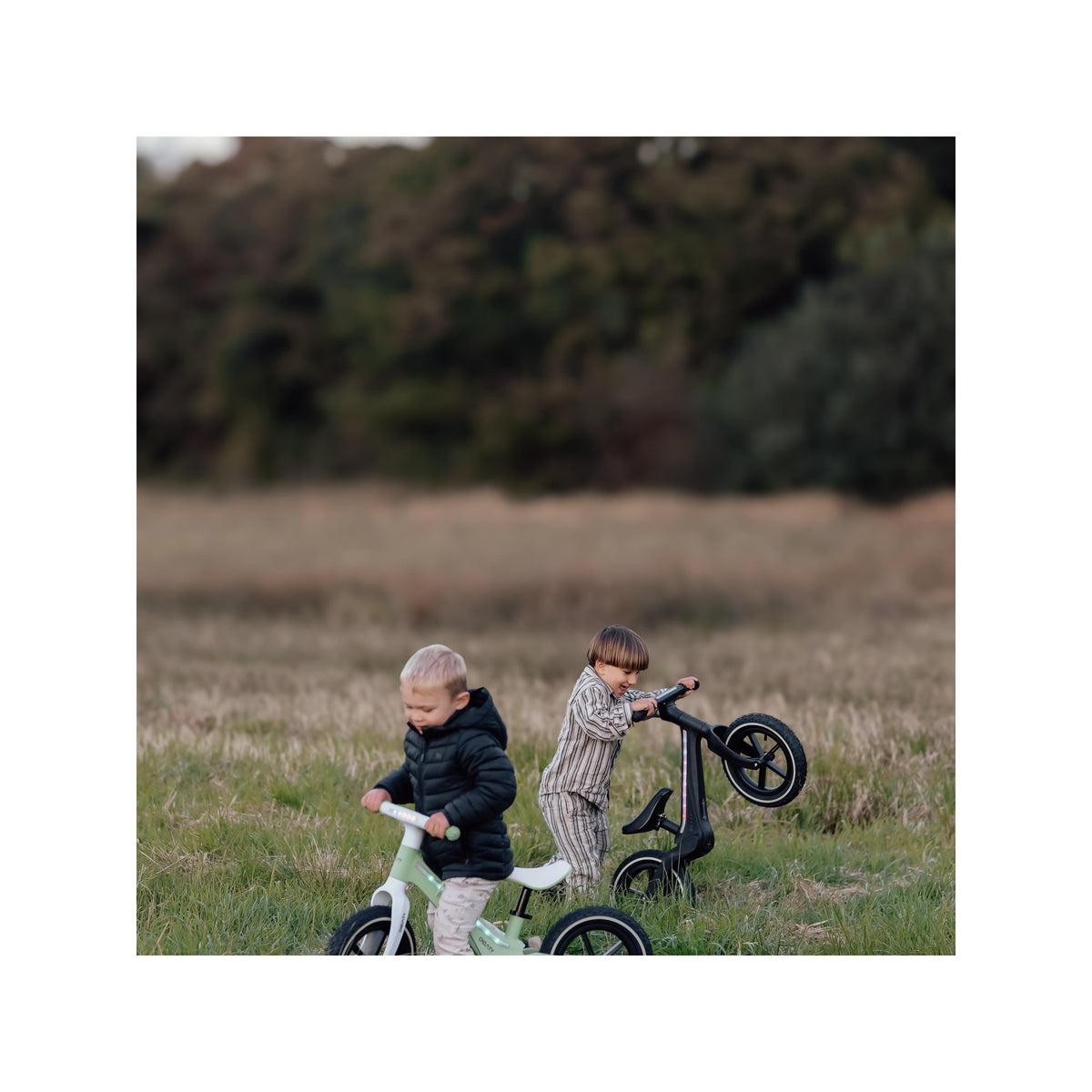 Chanty Go Grøn Bicicleta de Equilibrio | Con Luz Integrada