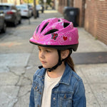 Chanty Casco infantil – Rosa con mariposas